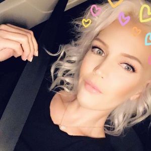 Meet your Posher, Stephanie